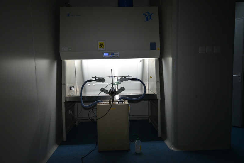 生物(wù)安全櫃檢測儀現場測試組裝圖